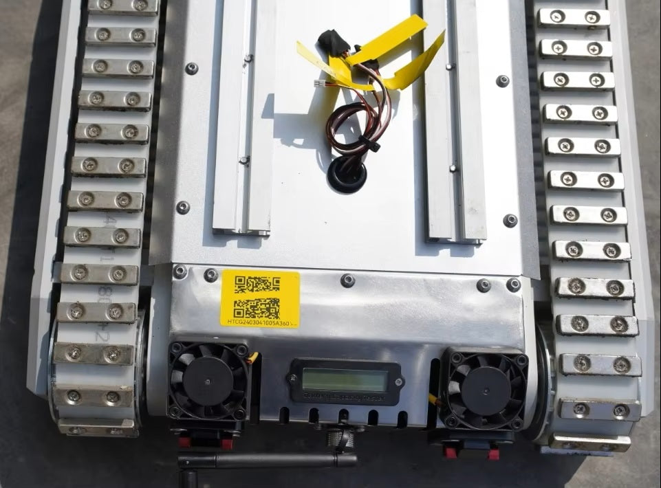 Best Price Long Battery Life Fast Charging Intelligent Automatic Climb Wall Tracked Robot Chassis for Cleaning Robot