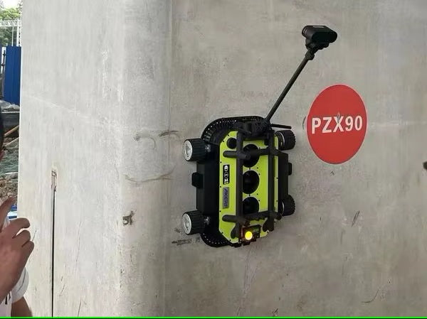 Best Price Autonomous Crawler-Type Wall Climbing Robot for Facade Cleaning and Infrastructure Maintenance