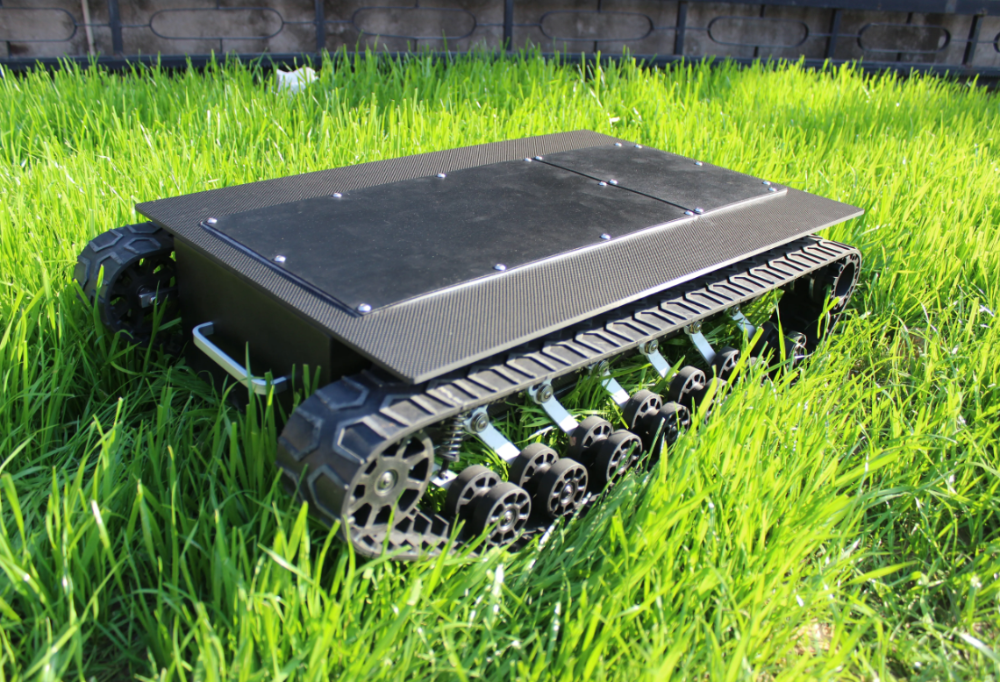 Multidimensional Analysis of the Track Chassis