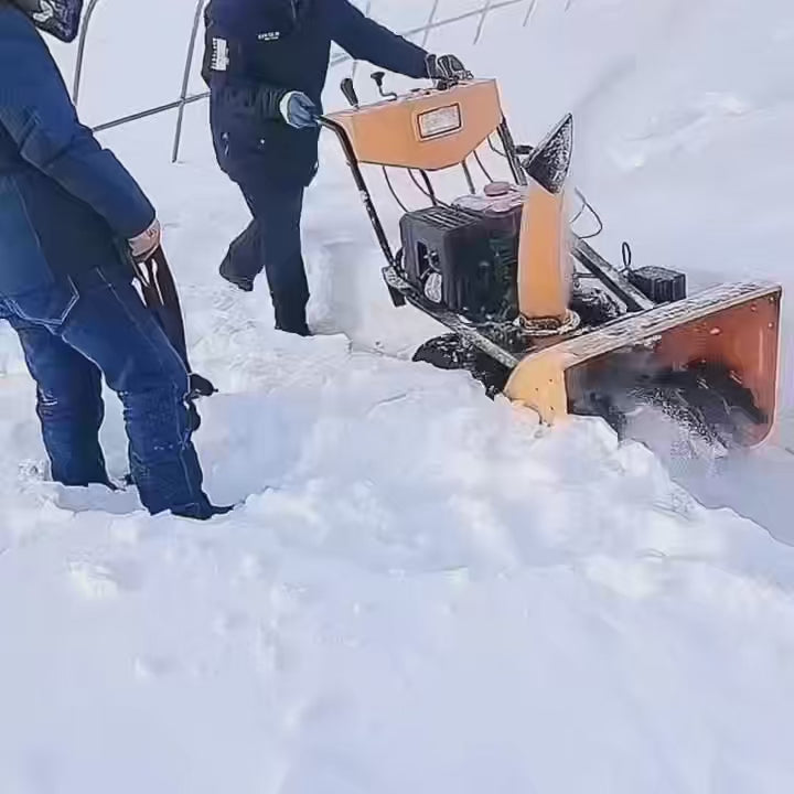 Factory Direct Sales of Smart Snow Removal Robot Products Construction Machinery Parts Snow Removal Robot Robot Chassis